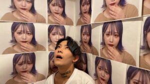 たくみなかうの部屋にふてこの写真を壁一面に貼ってみた【ドッキリ】