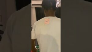 剃った髪の毛を顔面に置いた結果#shorts