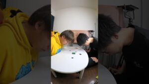 【衝撃】世界一小さいオセロで遊んでみた結果…！？ #Shorts