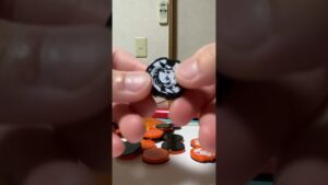1000円ガチャ鬼滅の刃オセロのコマ